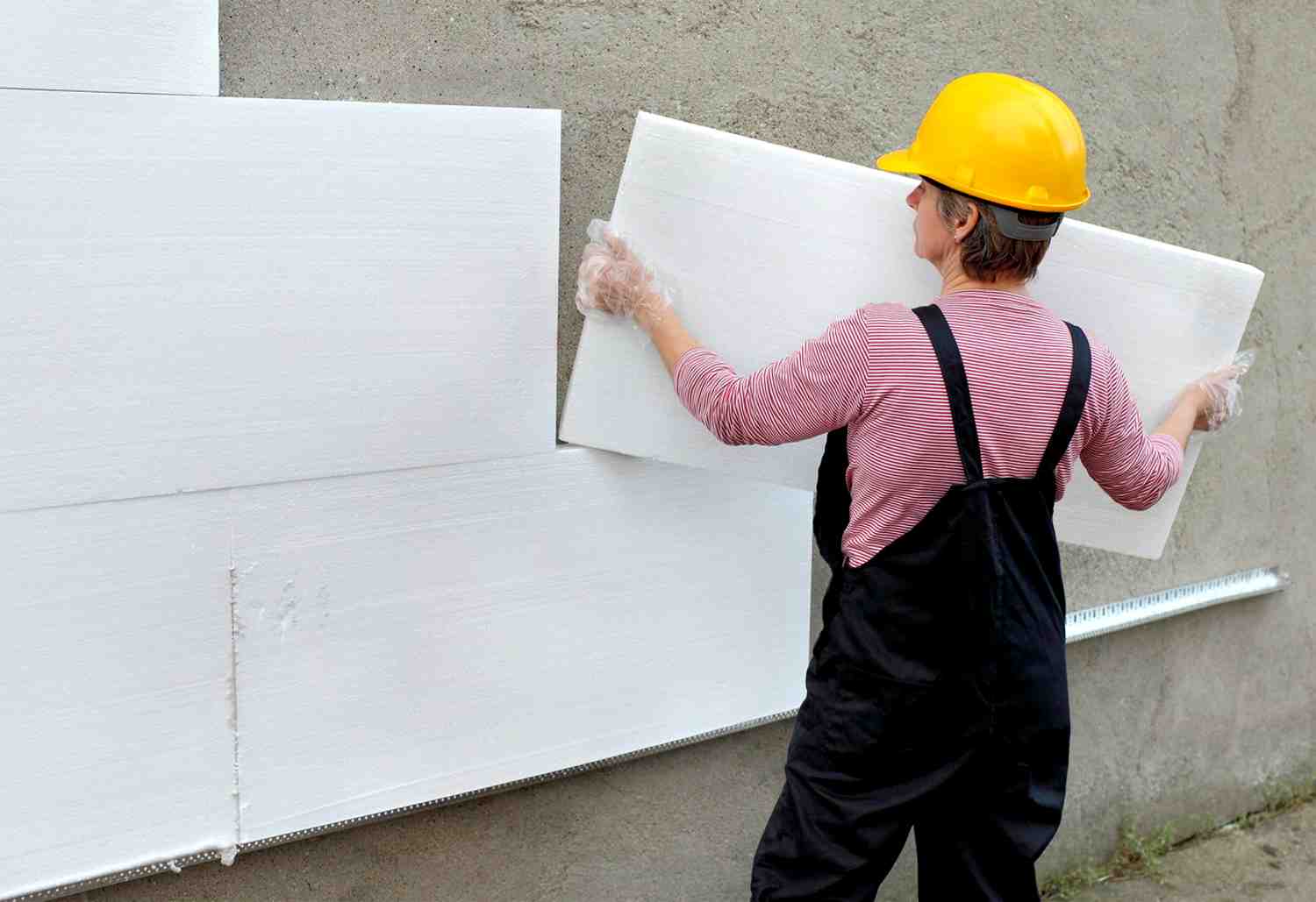 Утепление дома пенопластом.Отделка фасада декором Утепление дома пенопластом.Отделка фасада декором